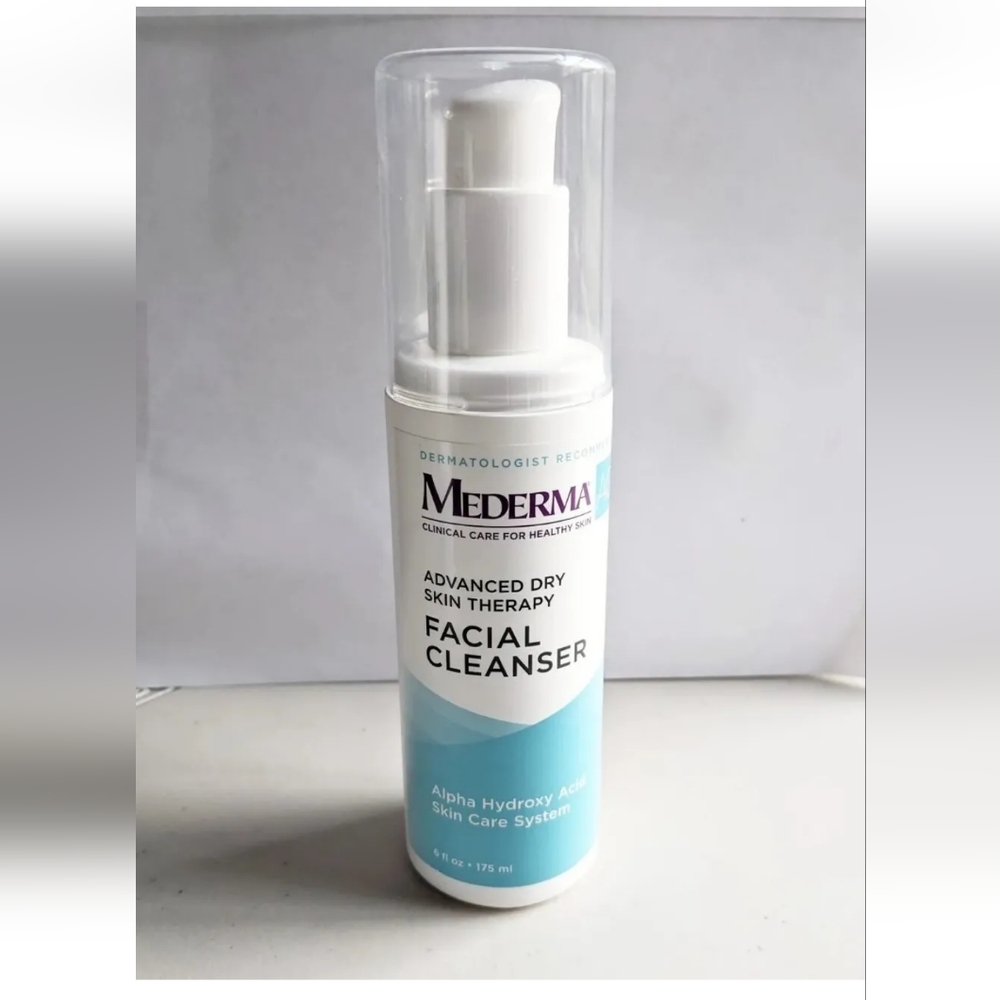 (1) Mederma Advanced Dry  Skin Therapy Facial Cleanser Alpha Hydroxy Acid NEW
